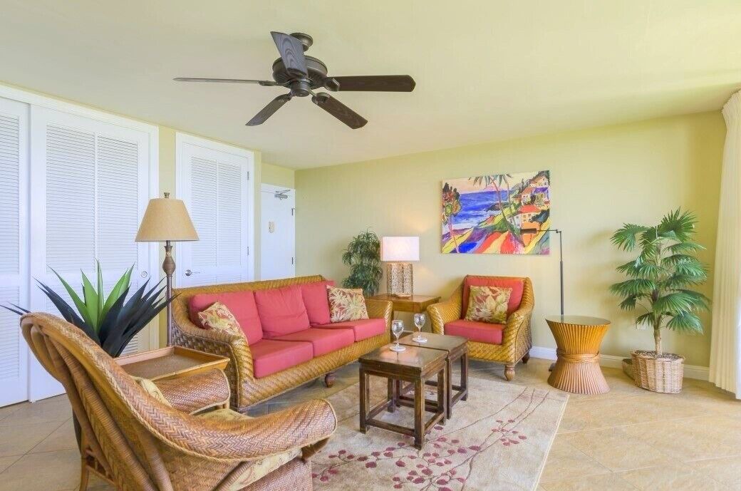 Photo of Livingroom in Poipu