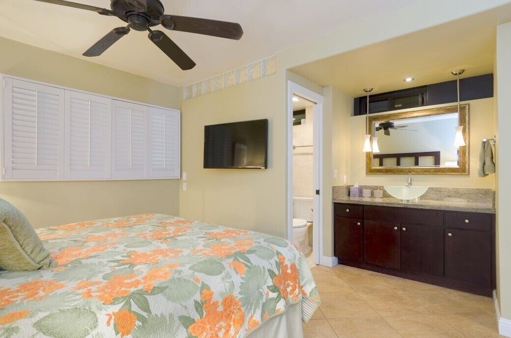 Photo of Bedroom in Poipu