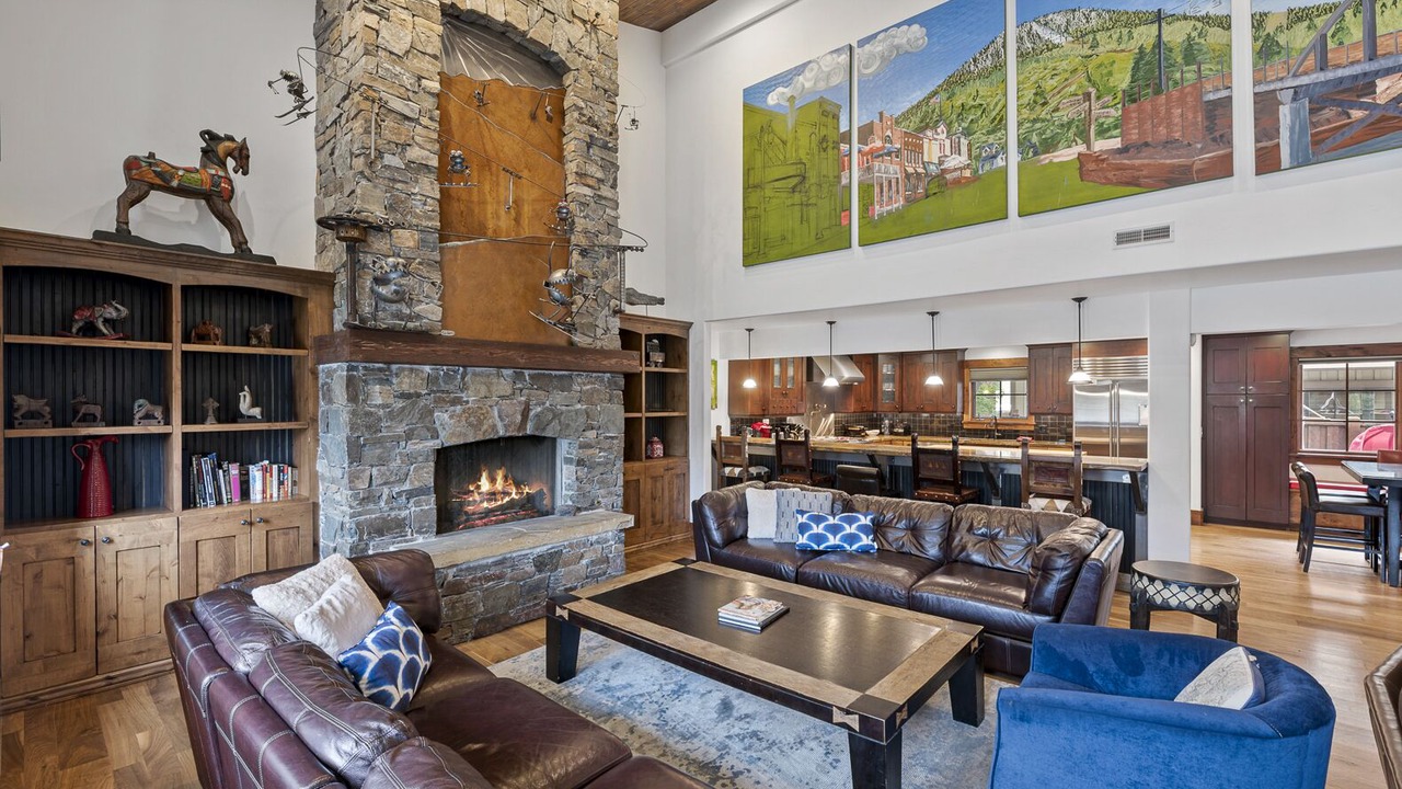 Photo of Livingroom in North Park City