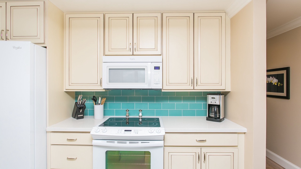 Photo of Kitchen in Wailua House Lots