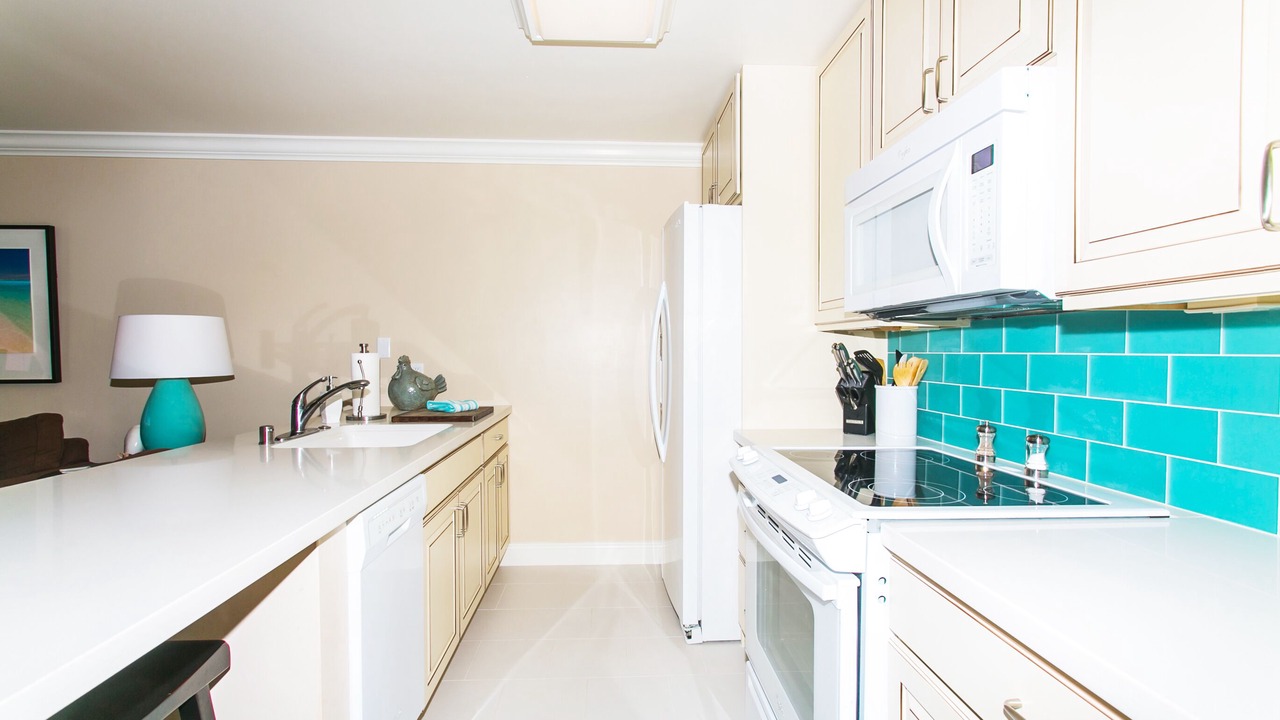Photo of Kitchen in Wailua House Lots