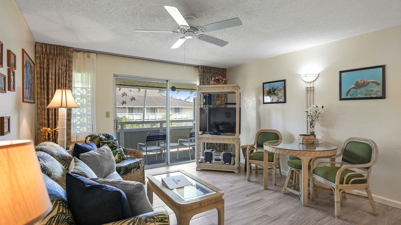 Photo of Livingroom in Wailua