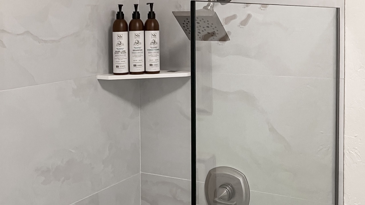 Photo of Bathroom in Wailua