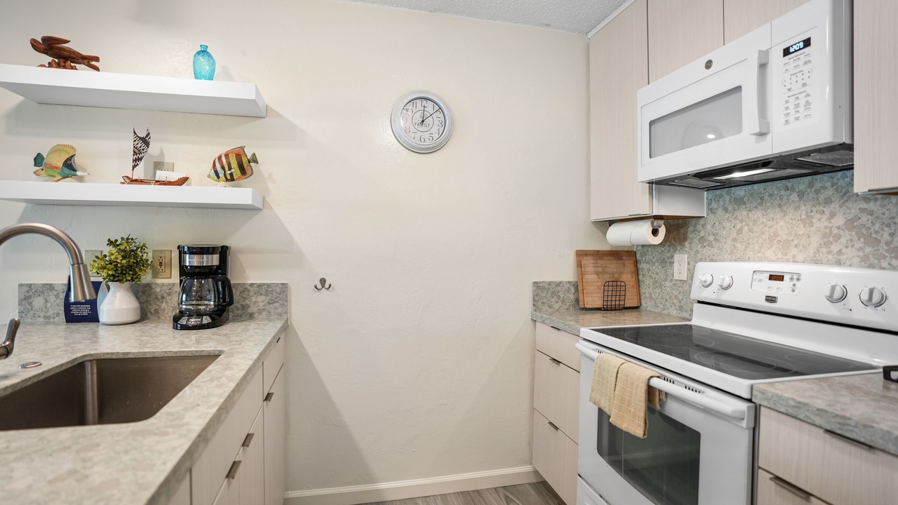 Photo of Kitchen in Wailua