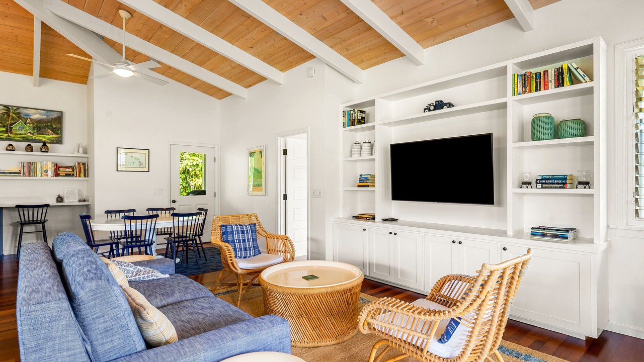 Photo of Livingroom in Hanalei