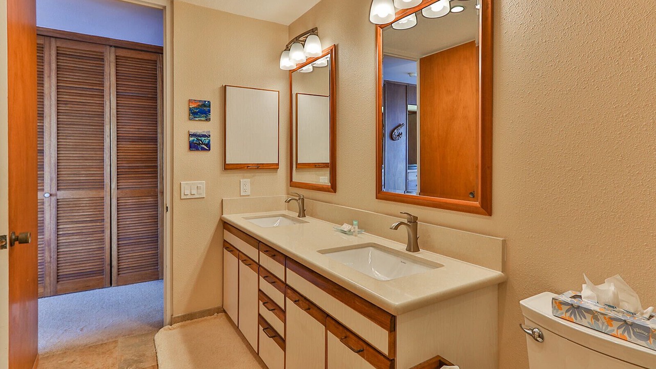 Photo of Bathroom in Napili
