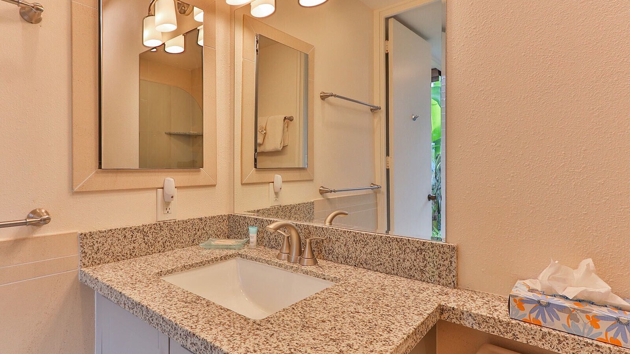 Photo of Bathroom in Napili