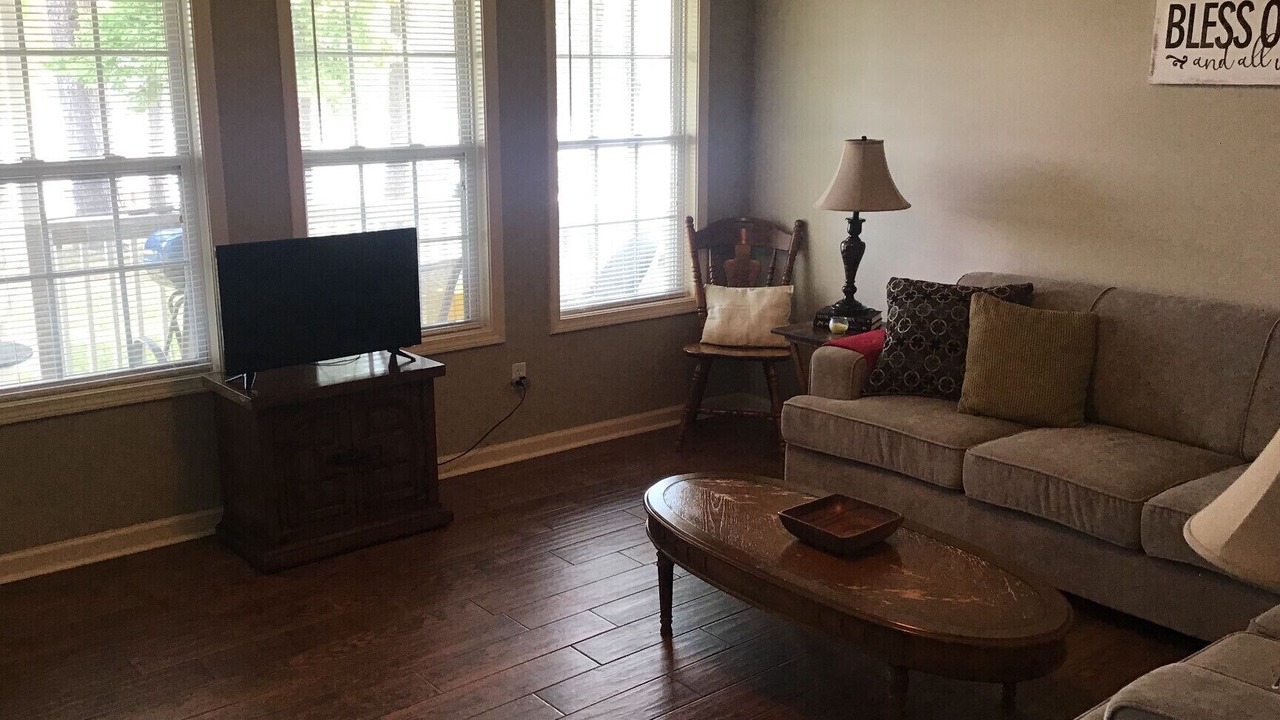 Photo of Livingroom in Eatonton