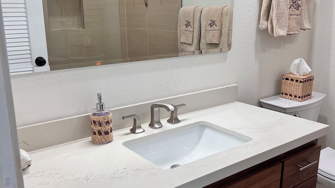 Photo of Bathroom in Wailua