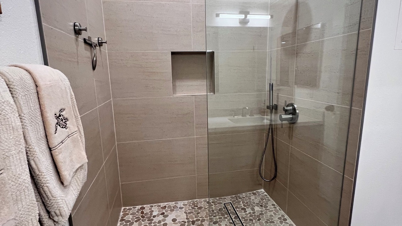 Photo of Bathroom in Wailua