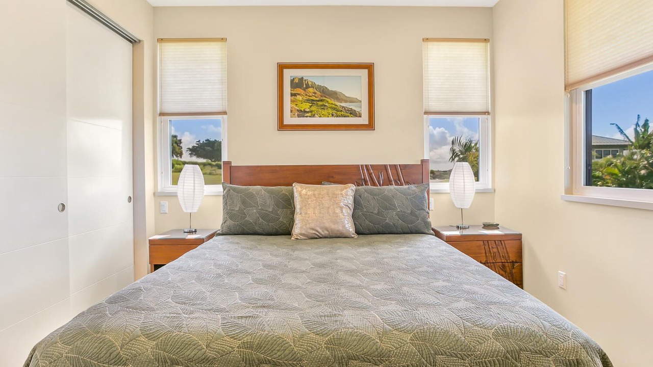Photo of Bedroom in Poipu