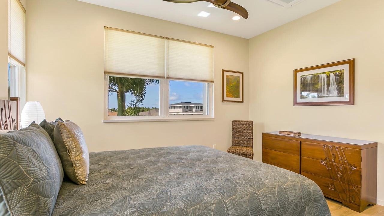 Photo of Bedroom in Poipu