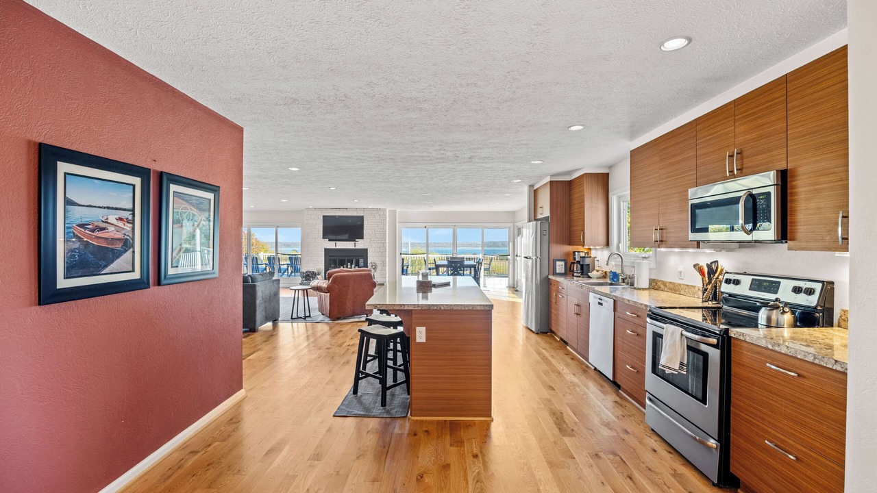 Photo of Kitchen in Town of Torrey