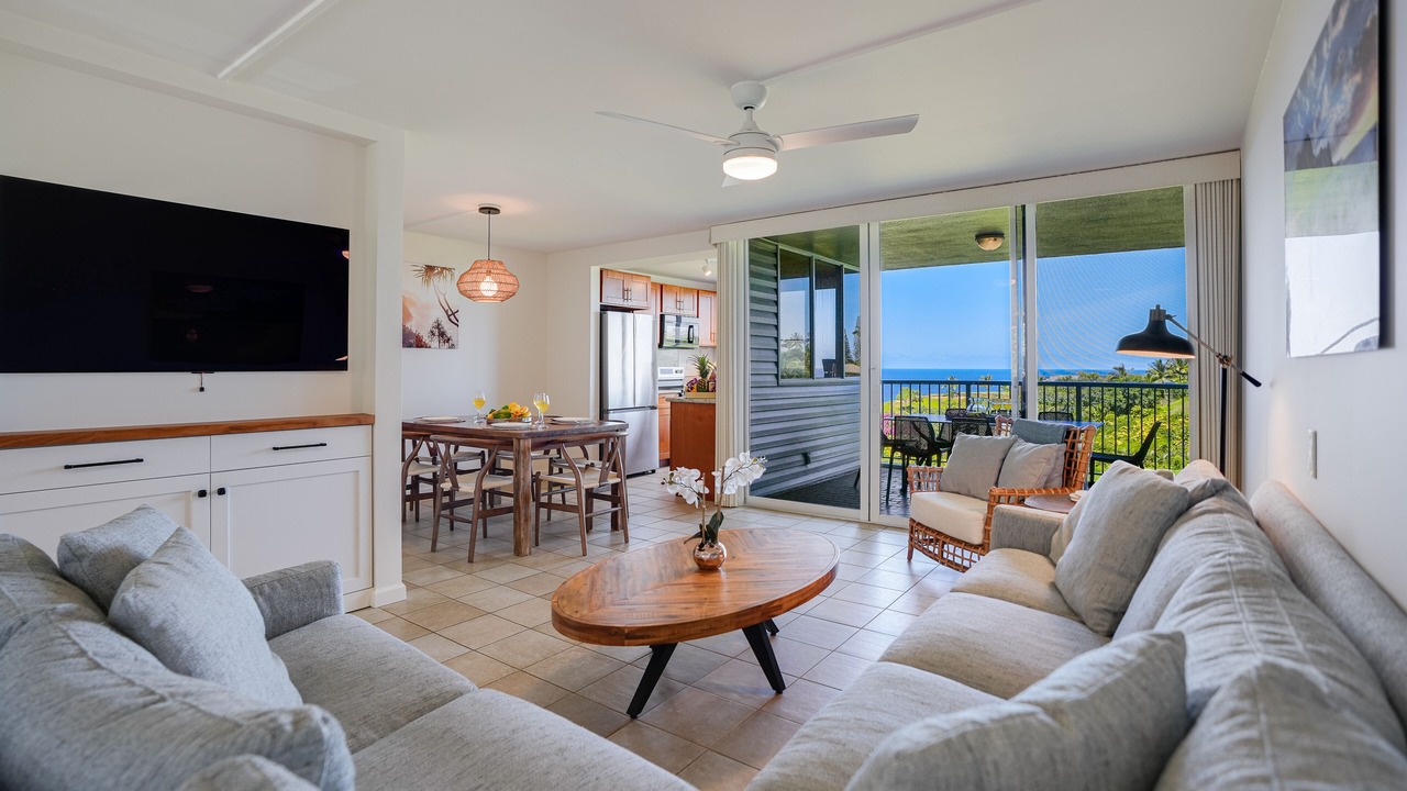 Photo of Livingroom in Princeville