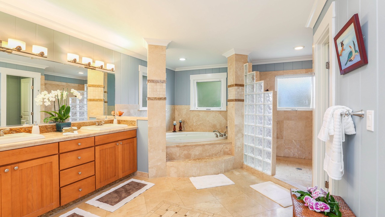 Photo of Bathroom in Princeville