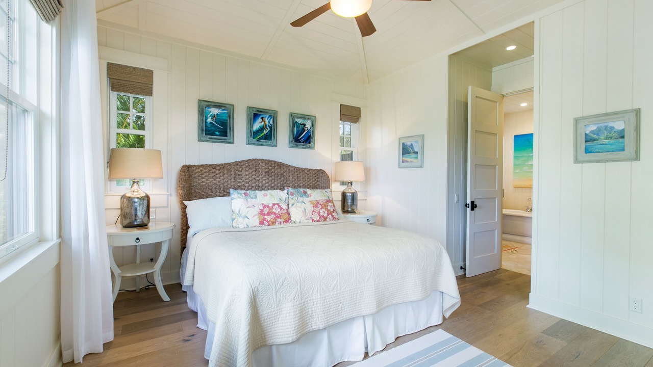 Photo of Bedroom in Poipu