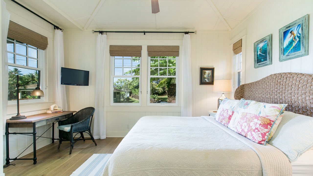 Photo of Bedroom in Poipu