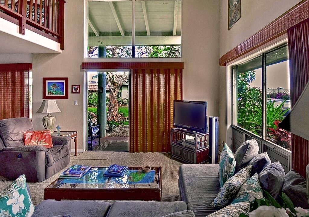 Photo of Livingroom in Princeville