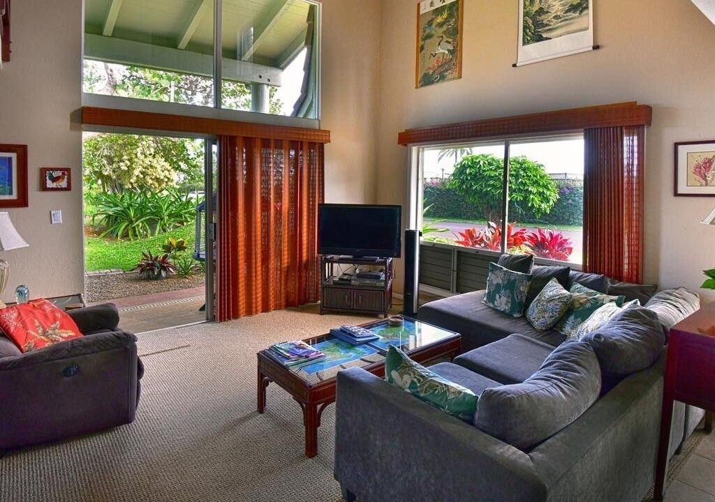 Photo of Livingroom in Princeville