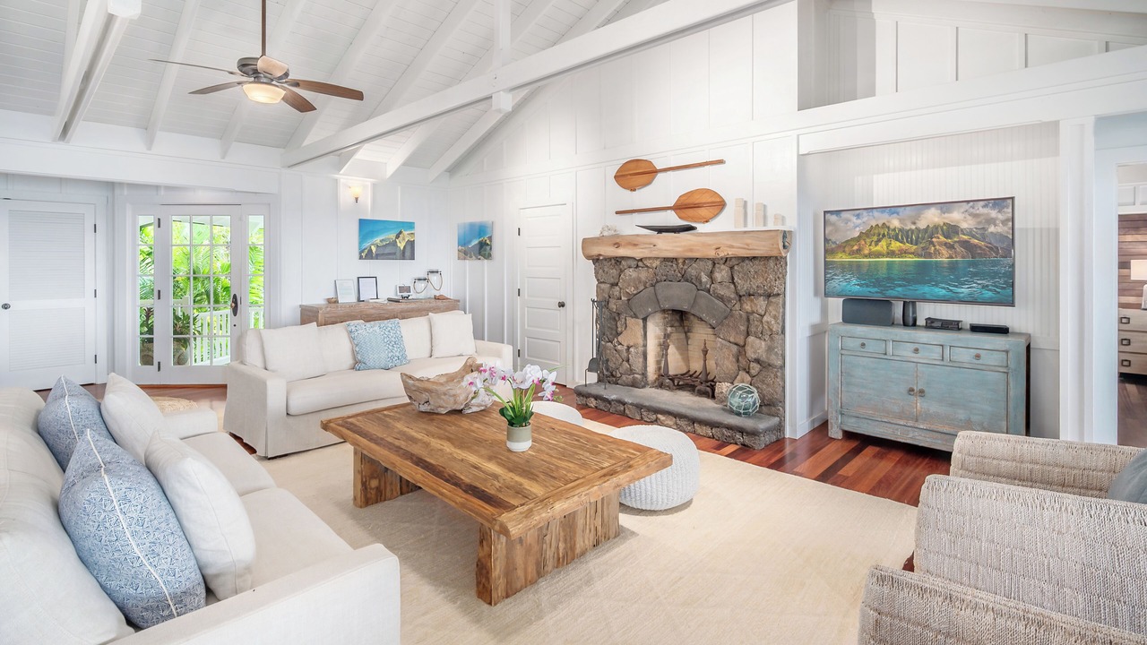 Photo of Livingroom in Wainiha