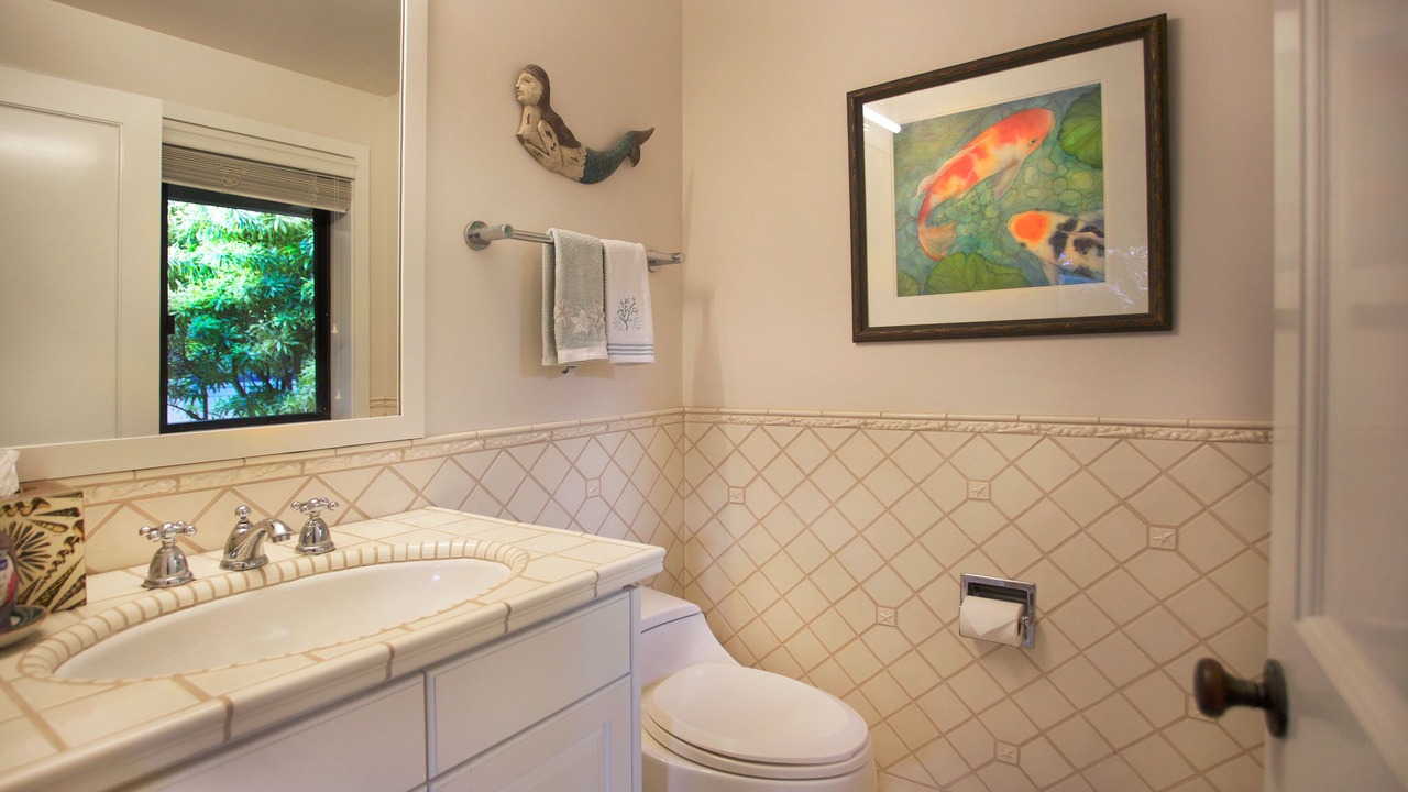 Photo of Bathroom in Wainiha