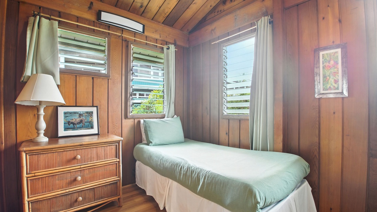 Photo of Bedroom in Hanalei