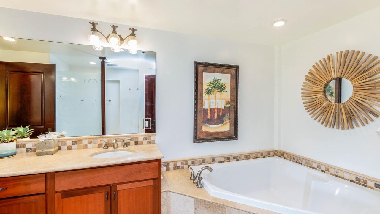 Photo of Bathroom in Wailua