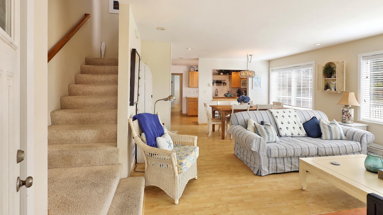 Photo of Livingroom in Pacific Beach