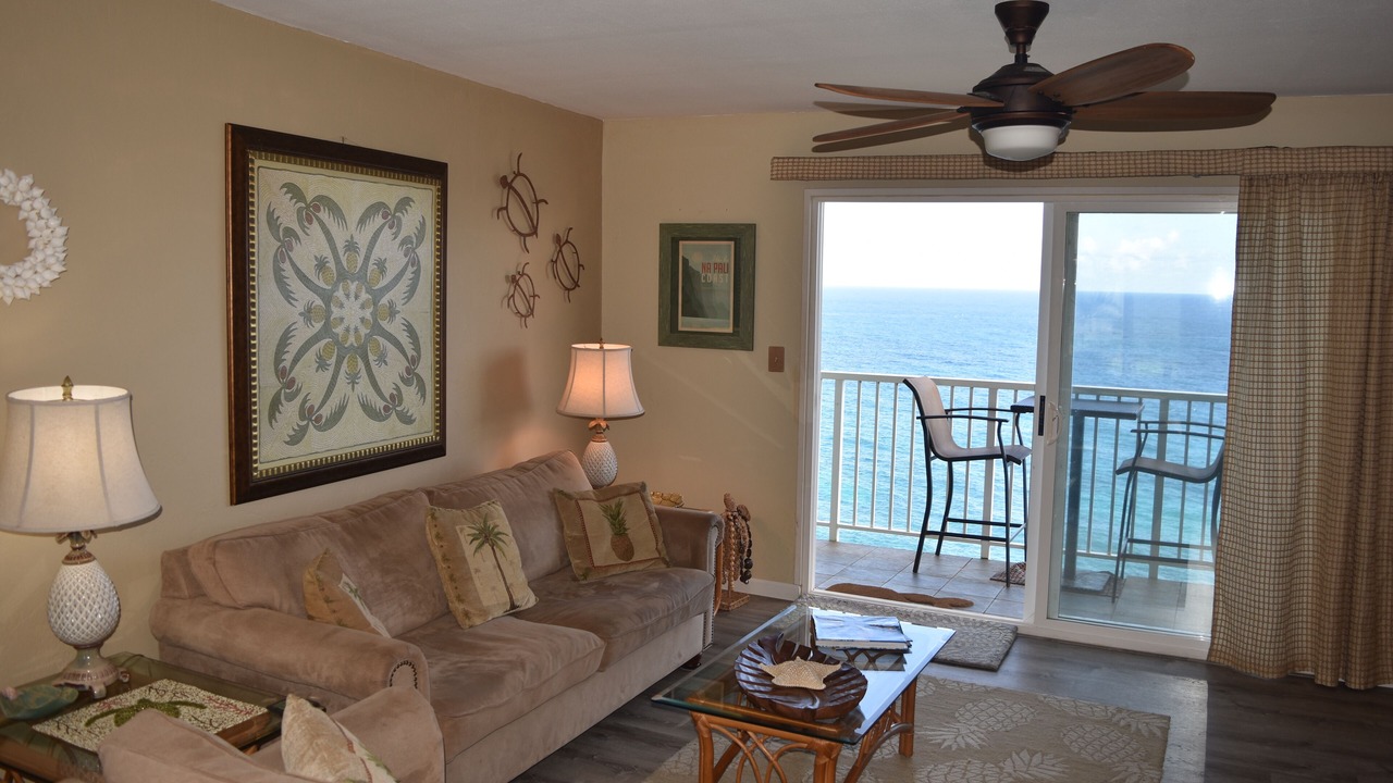 Photo of Livingroom in Princeville