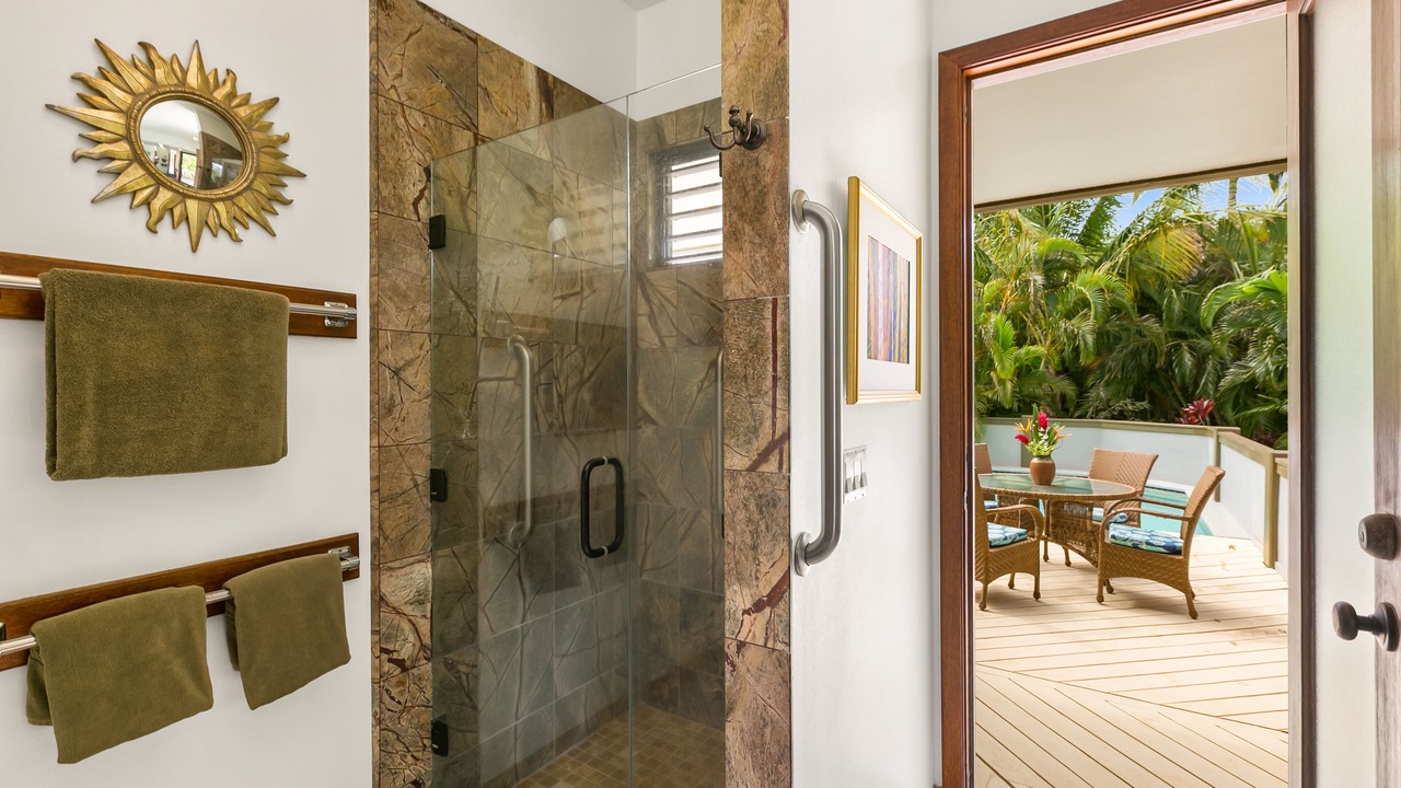 Photo of Bathroom in Poipu