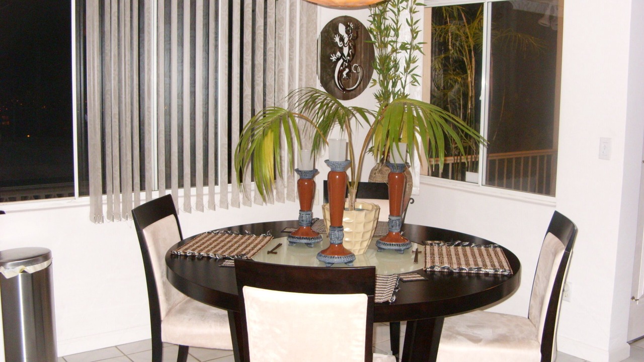 Photo of Bedroom in Maunalani Heights