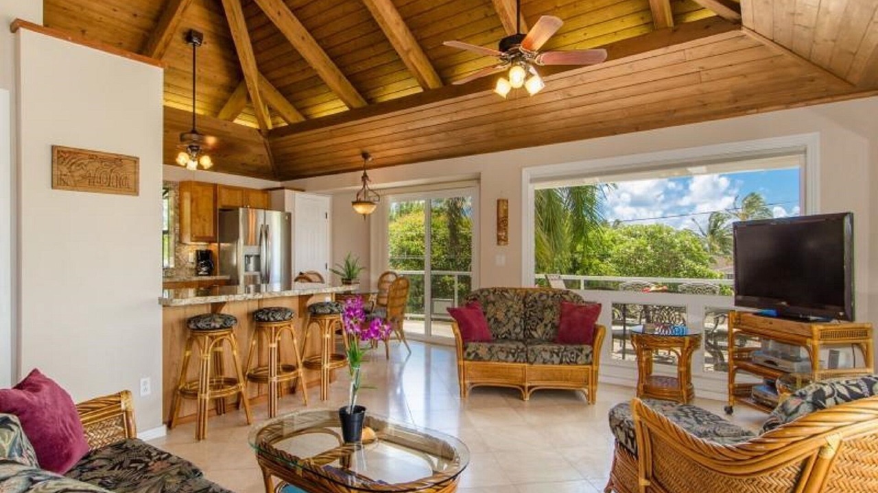 Photo of Bedroom in Poipu