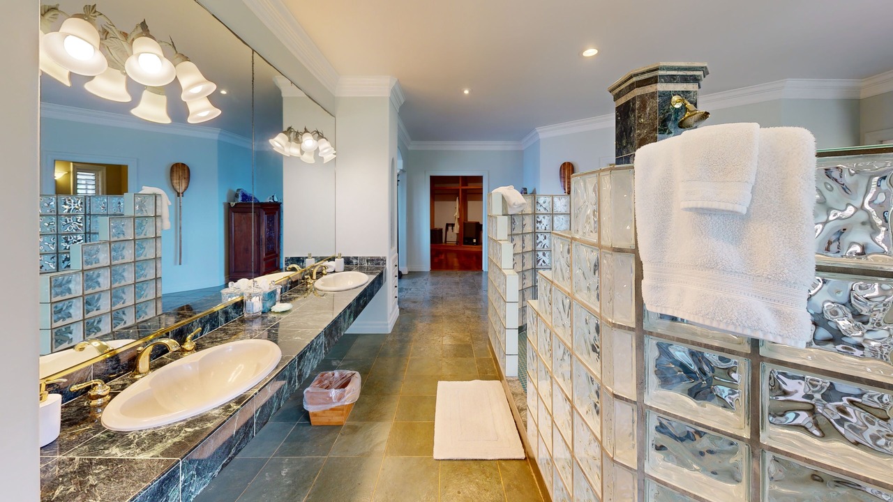 Photo of Bathroom in Kilauea