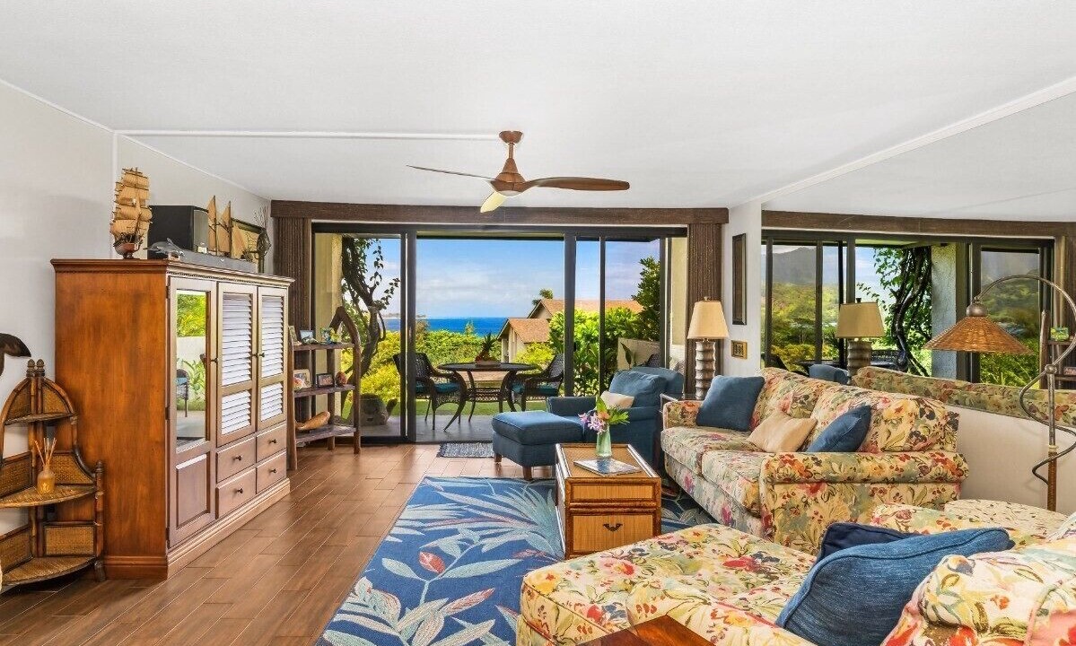 Photo of Livingroom in Princeville