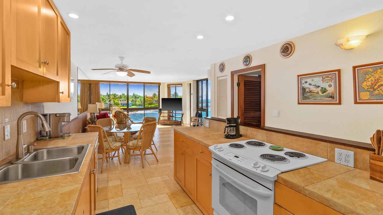 Photo of Kitchen in Poipu