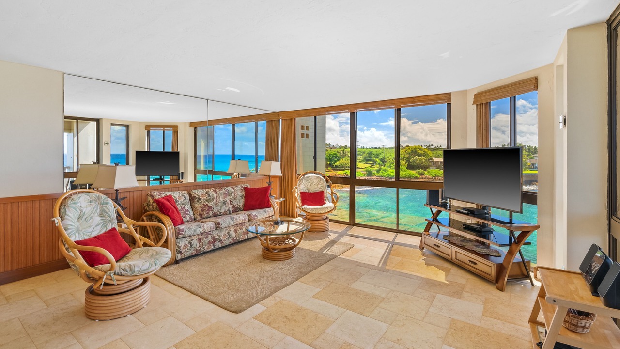 Photo of Livingroom in Poipu