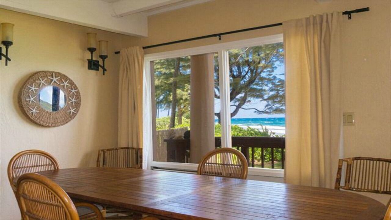 Photo of Livingroom in Wainiha