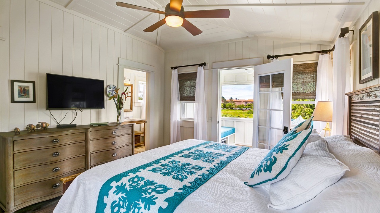 Photo of Bedroom in Poipu