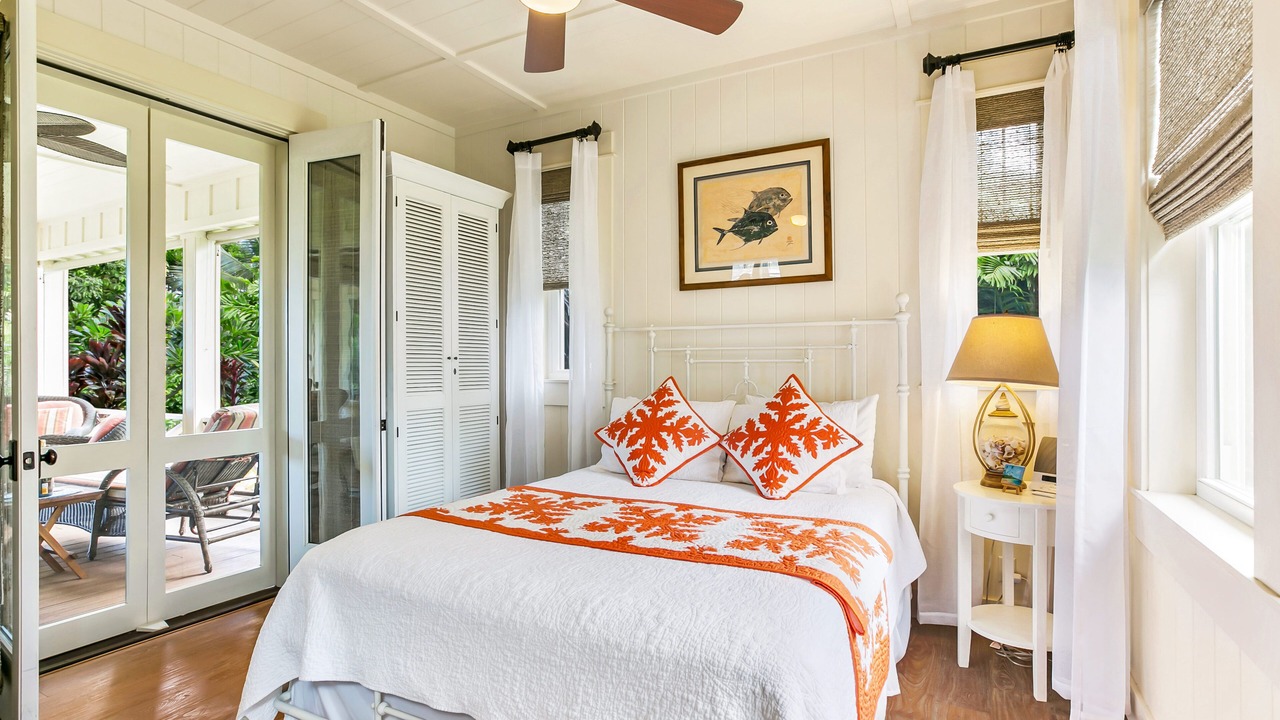 Photo of Bedroom in Poipu