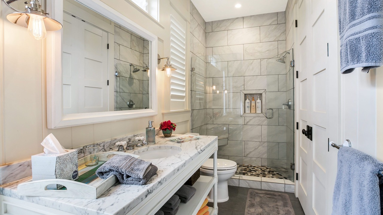Photo of Bathroom in Poipu