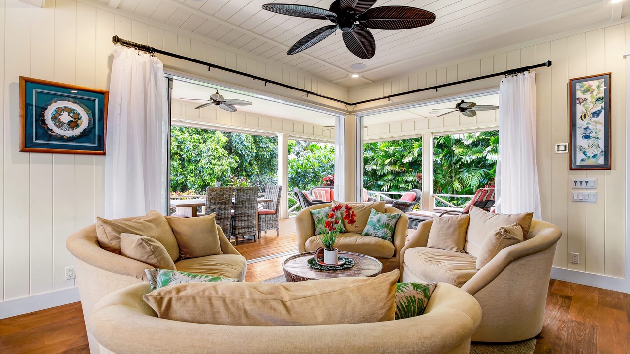 Photo of Bedroom in Poipu