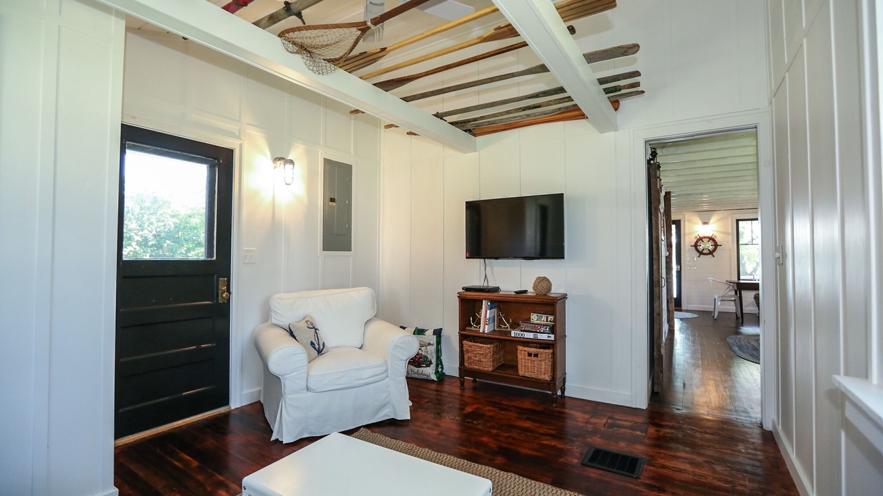 Photo of Livingroom in Town of Jerusalem