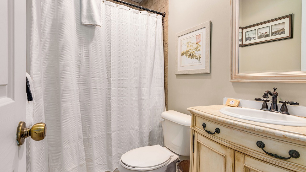 Photo of Bathroom in Bald Head Island