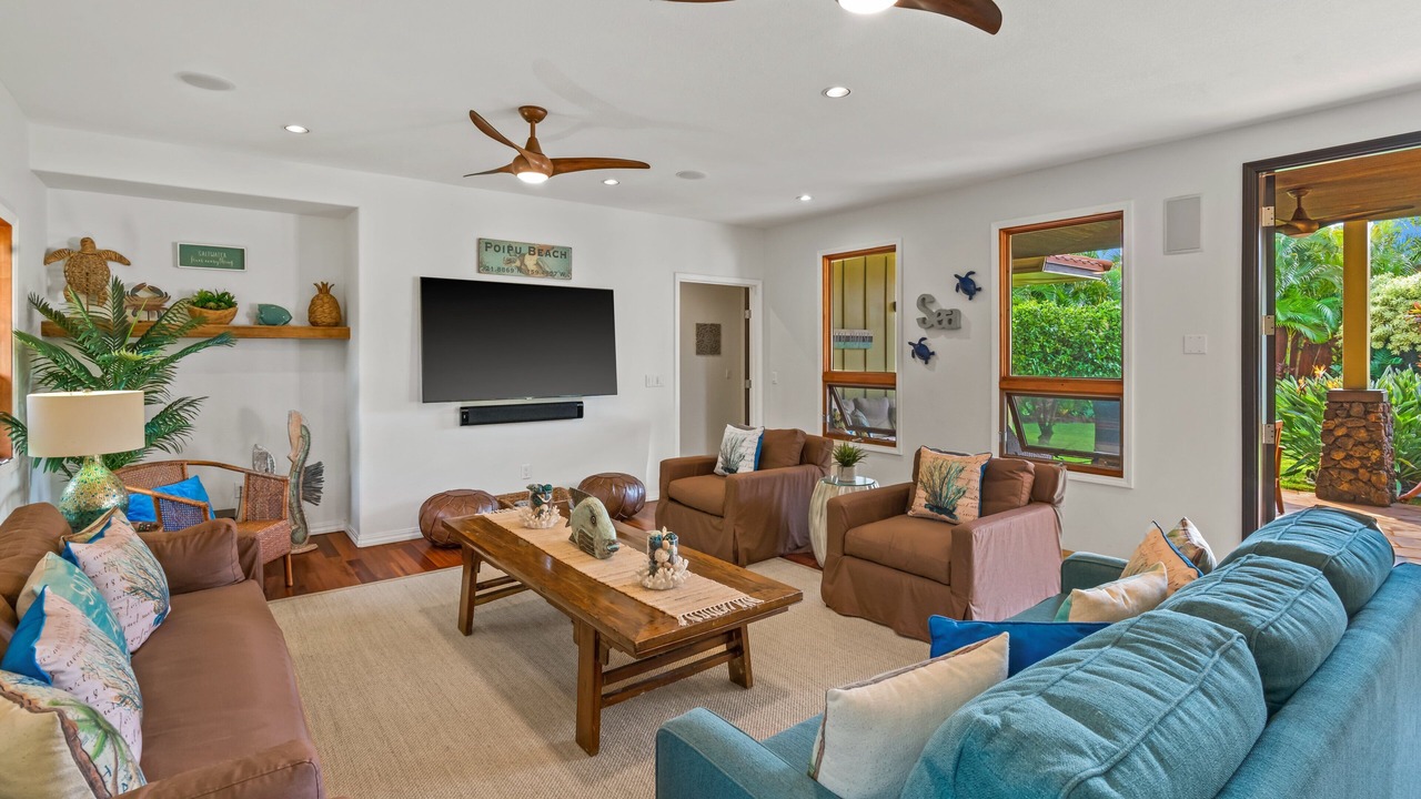 Photo of Livingroom in Bayview