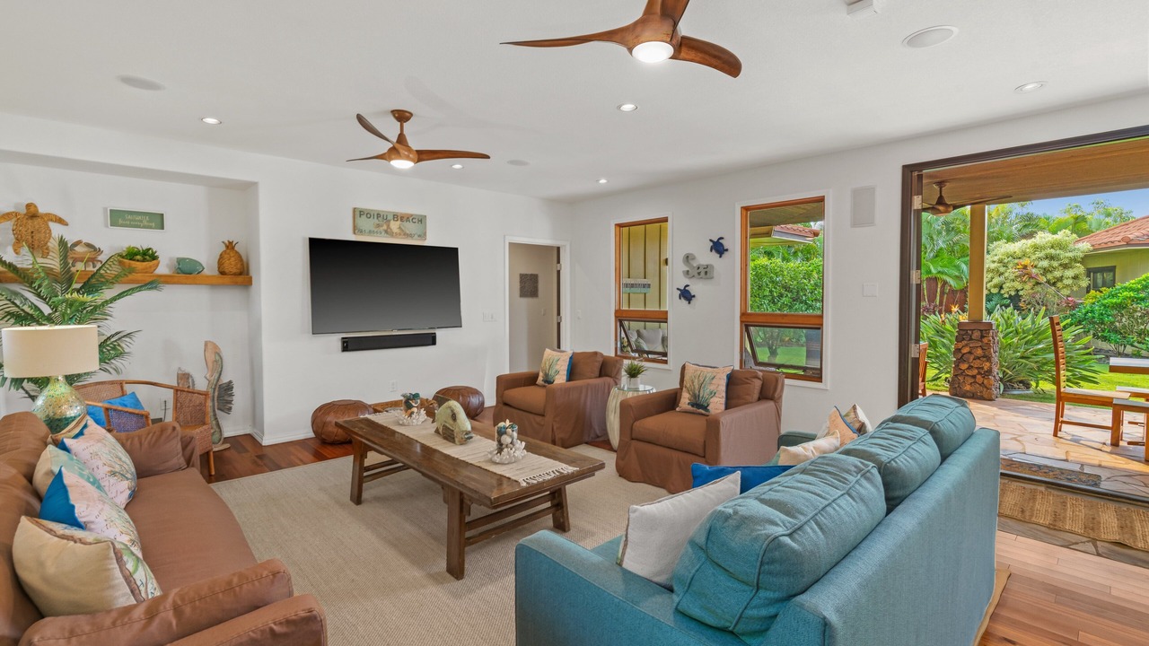 Photo of Livingroom in Bayview