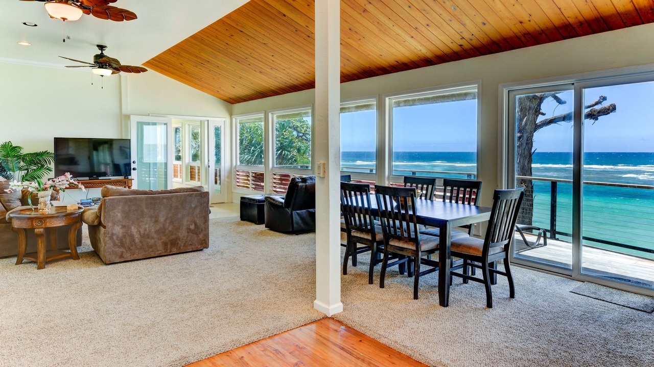 Photo of Bedroom in Wainiha