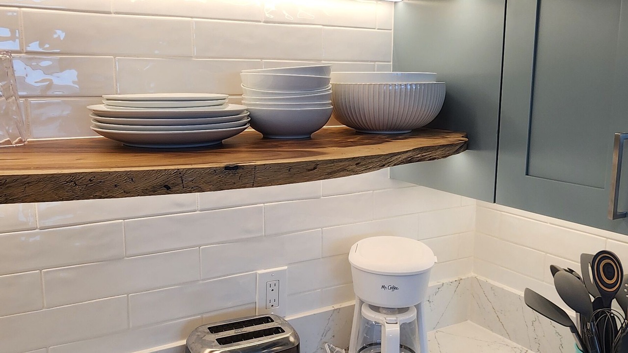 Photo of Kitchen in Wailua House Lots