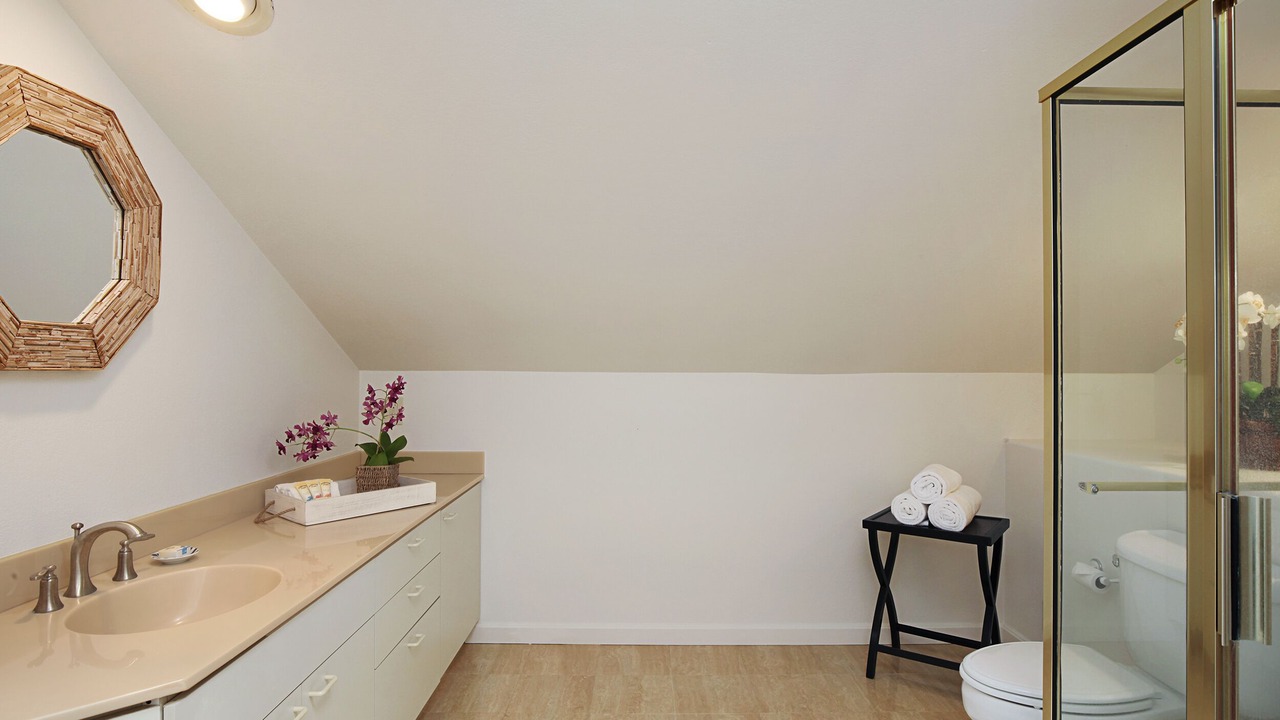 Photo of Bathroom in Princeville