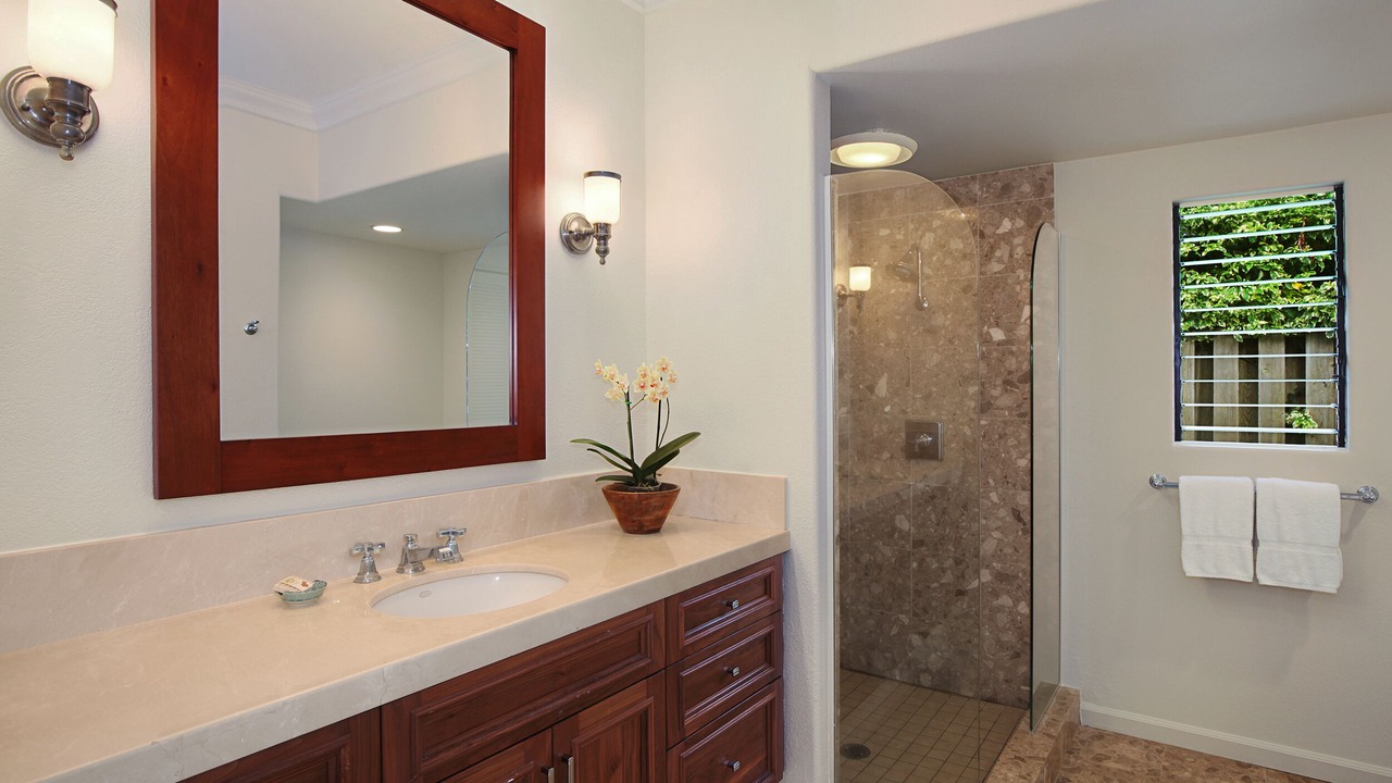 Photo of Bathroom in Princeville