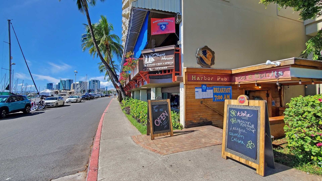 Photo of Others in Waikiki